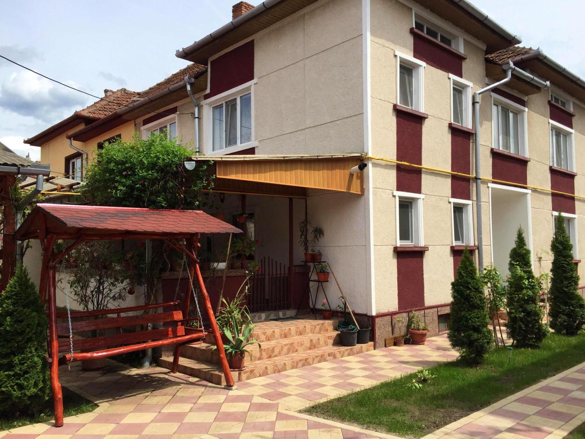 מלון Haţeg Casa Mary מראה חיצוני תמונה